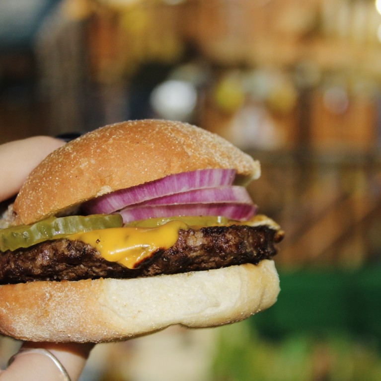 ROCKY BOTTOM SNACK BAR BURGER