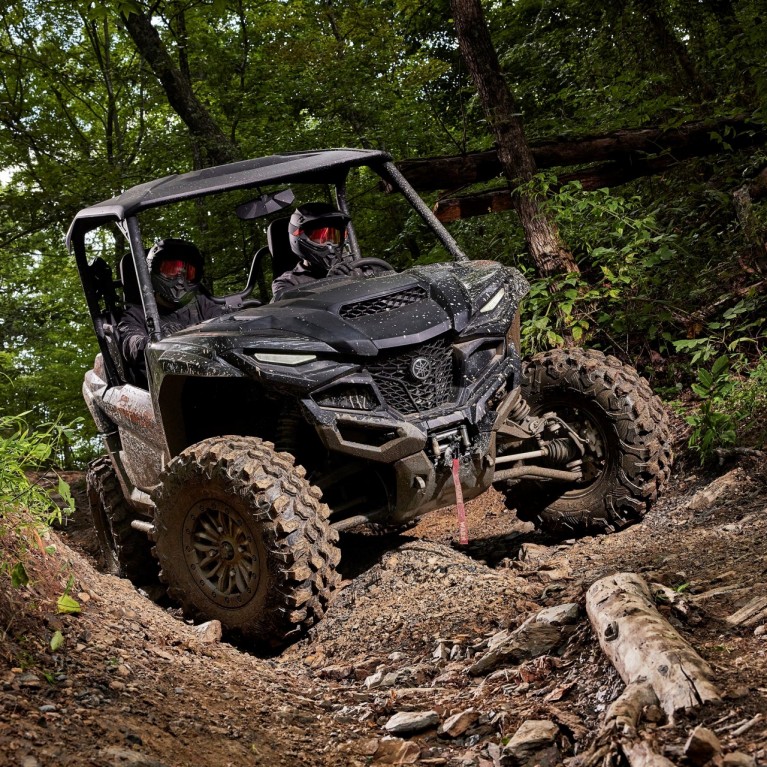 URV OFF ROAD AT ROAD AMERICA