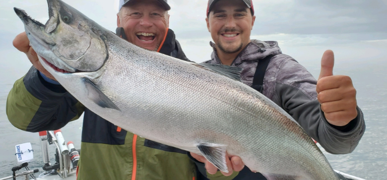 SPORTFISHING CHARTERS IN SHEBOYGAN NEAR BLUE HARBOR RESORT WEB GRAPHIC